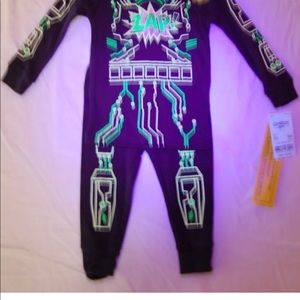 OshKosh boys pajamas size 9 month